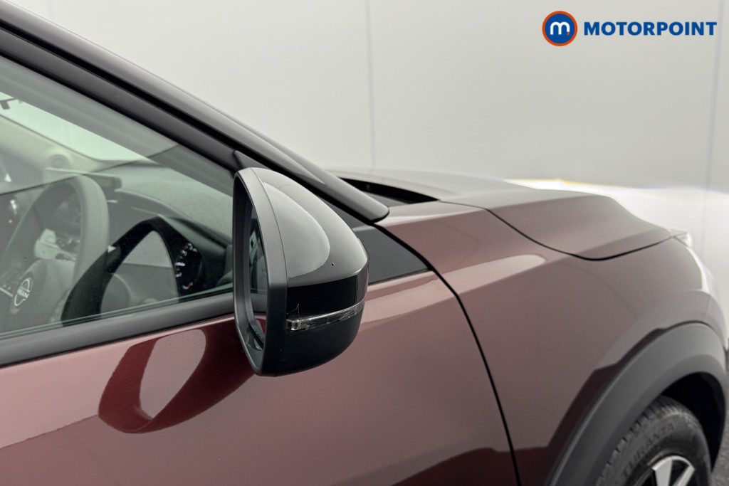 Nissan Juke Acenta Premium Manual Petrol SUV - Stock Number (1551150) - 17th supplementary image