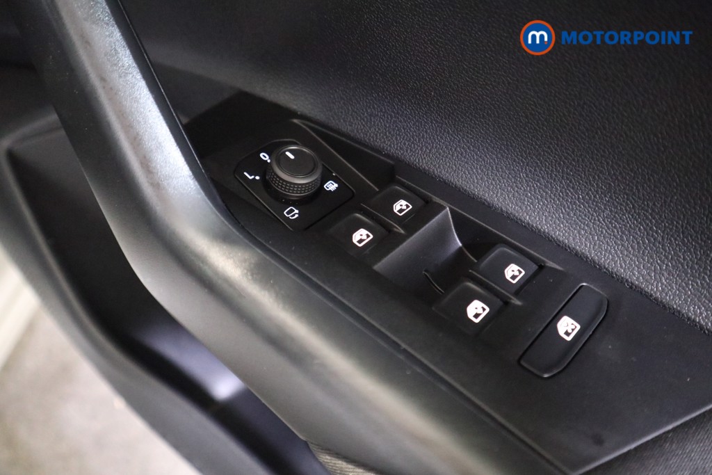 Volkswagen Polo Life Manual Petrol Hatchback - Stock Number (1554333) - 11th supplementary image