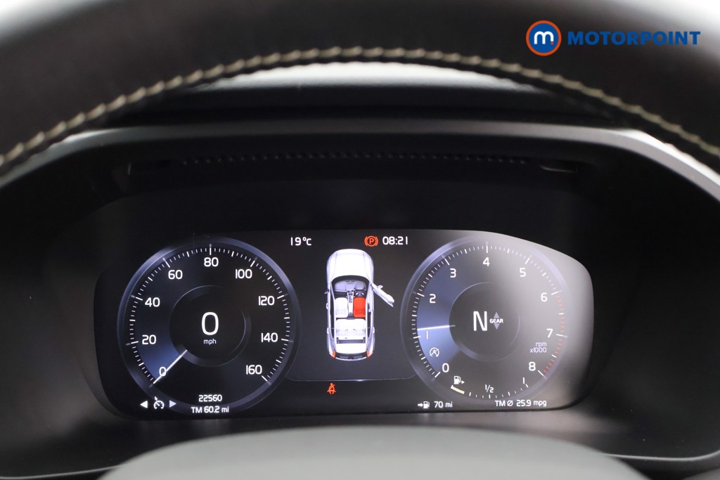 Volvo Xc40 R Design Manual Petrol SUV - Stock Number (1555051) - 4th supplementary image