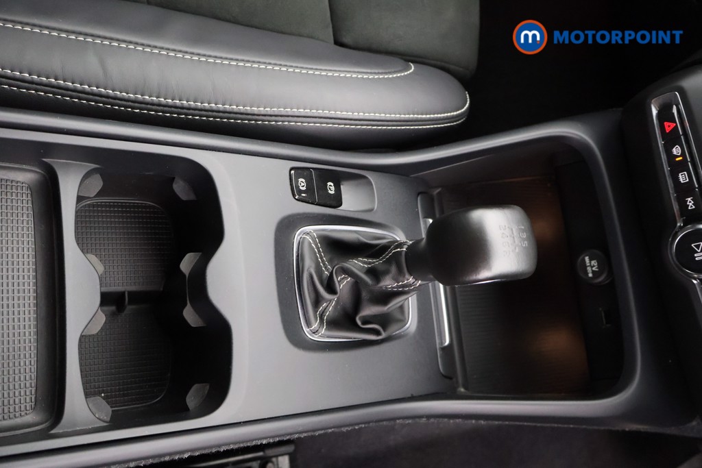 Volvo Xc40 R Design Manual Petrol SUV - Stock Number (1555051) - 6th supplementary image