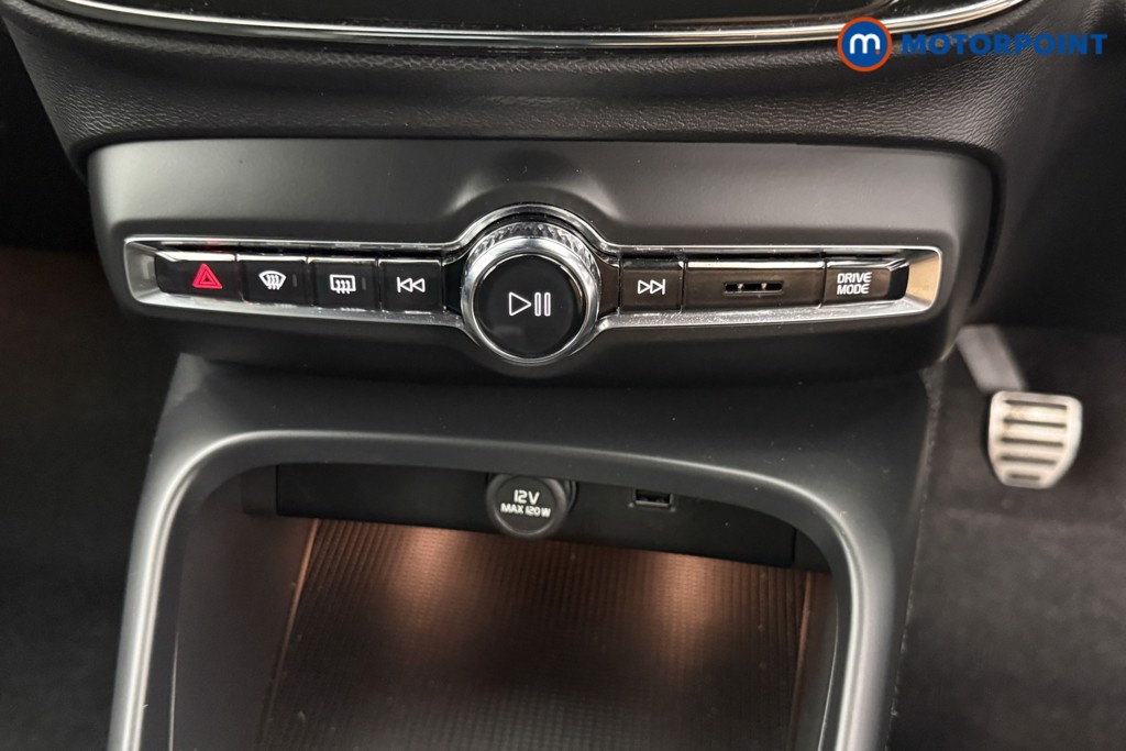 Volvo Xc40 R Design Manual Petrol SUV - Stock Number (1555147) - 11th supplementary image