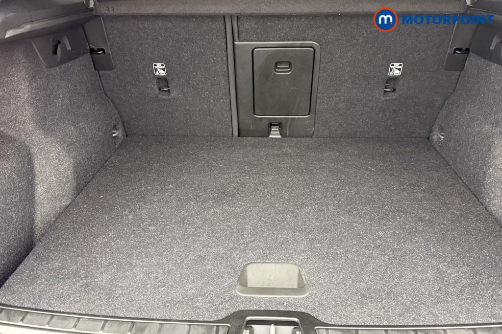 Volvo Xc40 R Design Manual Petrol SUV - Stock Number (1555147) - 20th supplementary image