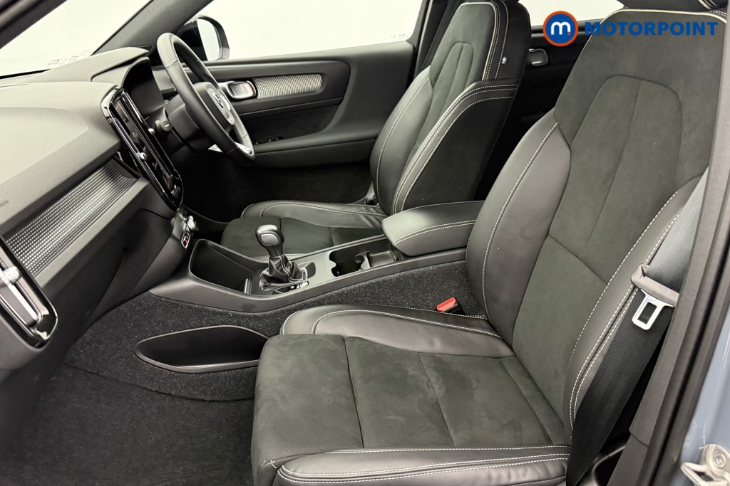 Volvo Xc40 R Design Manual Petrol SUV - Stock Number (1555147) - 22nd supplementary image