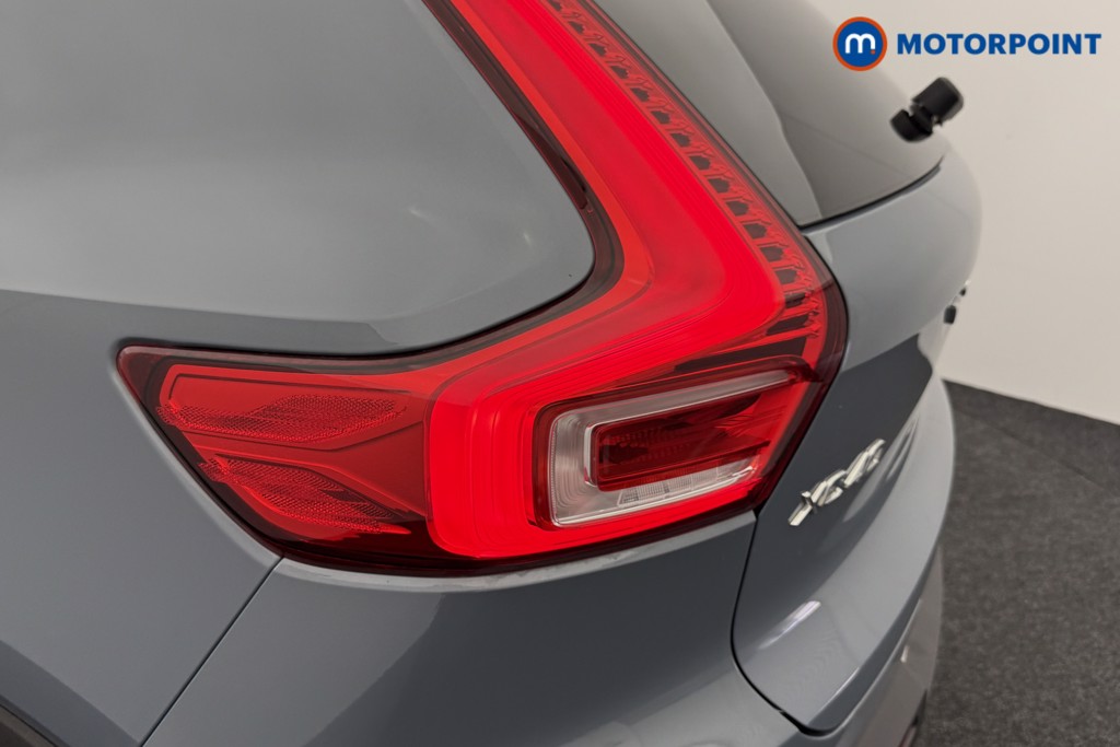 Volvo Xc40 R Design Manual Petrol SUV - Stock Number (1555147) - 25th supplementary image