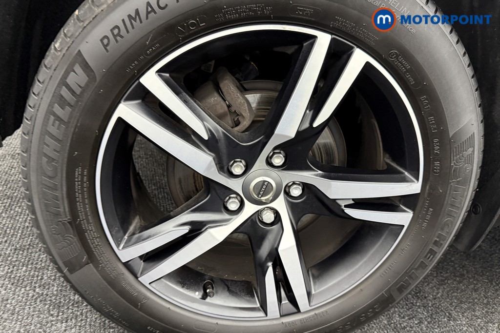 Volvo Xc40 R Design Manual Petrol SUV - Stock Number (1555147) - 31st supplementary image