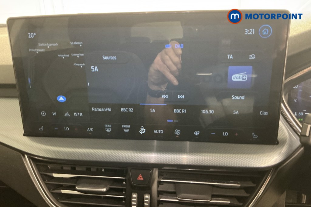 Ford Focus Active X Manual Petrol Hatchback - Stock Number (1556515) - 2nd supplementary image
