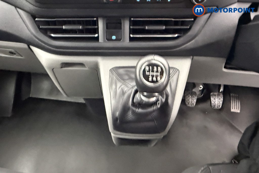 Ford Transit Custom Limited Manual Diesel Panel Van - Stock Number (1556931) - 11th supplementary image