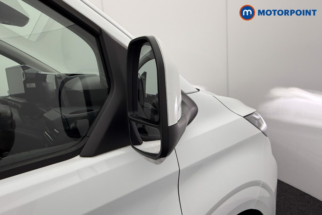 Ford Transit Custom Limited Manual Diesel Panel Van - Stock Number (1556931) - 17th supplementary image