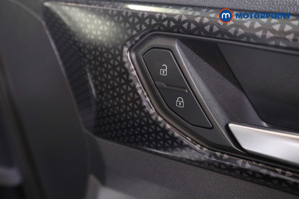 Volkswagen T-Cross SEL Automatic Petrol SUV - Stock Number (1557787) - 10th supplementary image