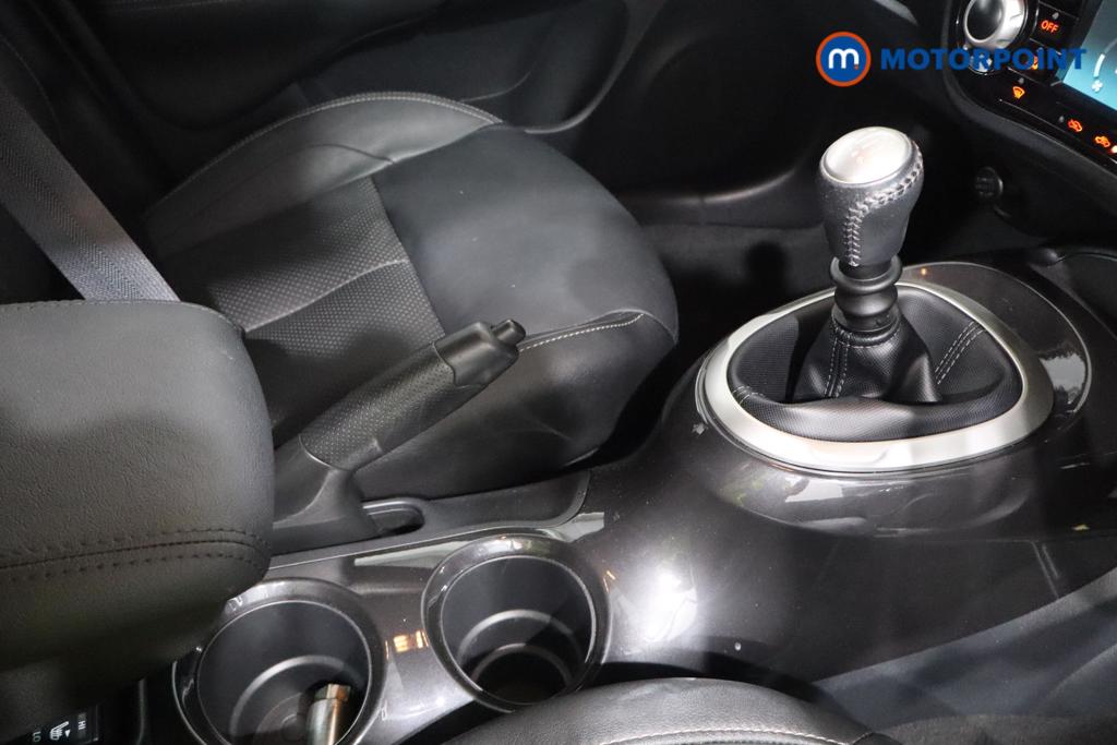 Nissan Juke Tekna Manual Petrol SUV - Stock Number (1558417) - 4th supplementary image