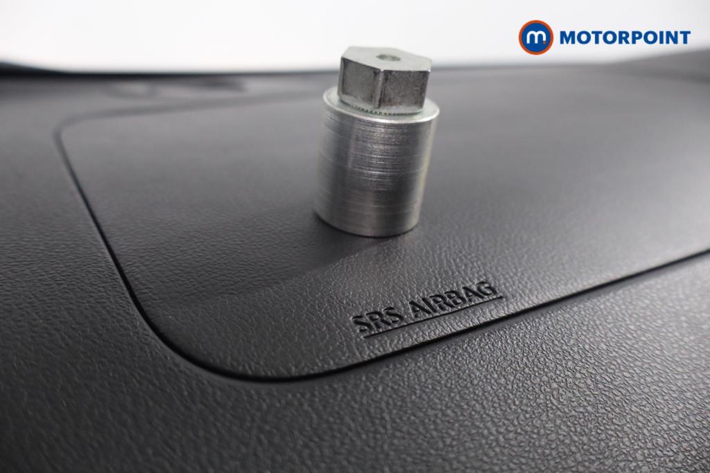 Nissan Juke Tekna Manual Petrol SUV - Stock Number (1558417) - 16th supplementary image