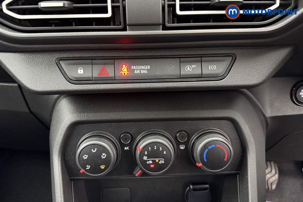 Dacia Sandero Expression Manual Petrol Hatchback - Stock Number (1558610) - 7th supplementary image