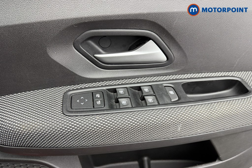 Dacia Sandero Expression Manual Petrol Hatchback - Stock Number (1558610) - 12th supplementary image
