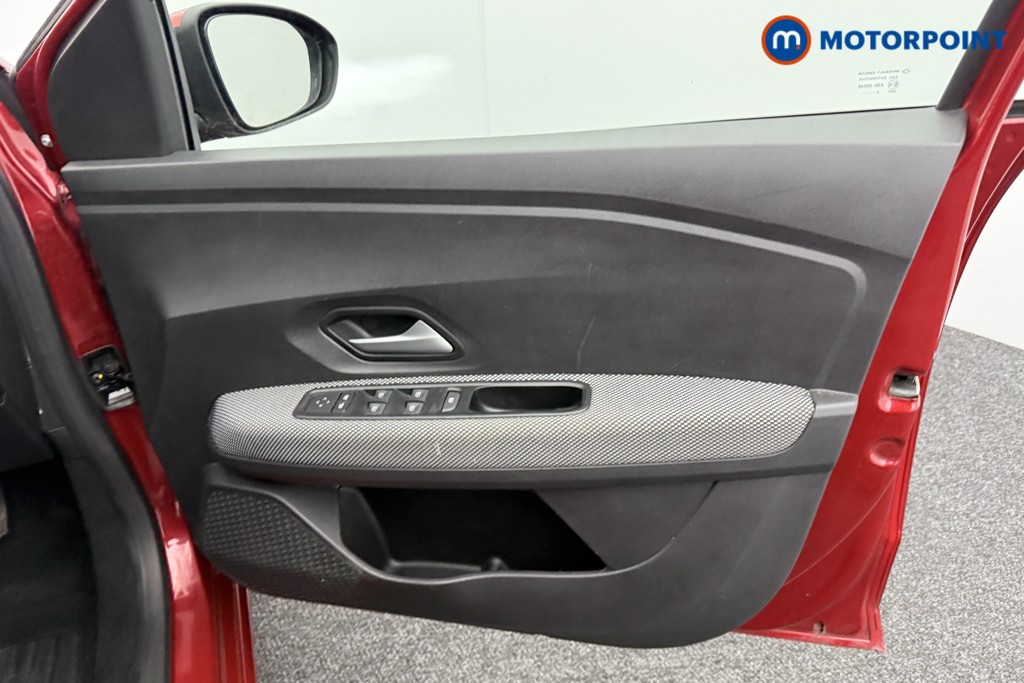 Dacia Sandero Expression Manual Petrol Hatchback - Stock Number (1558610) - 13th supplementary image