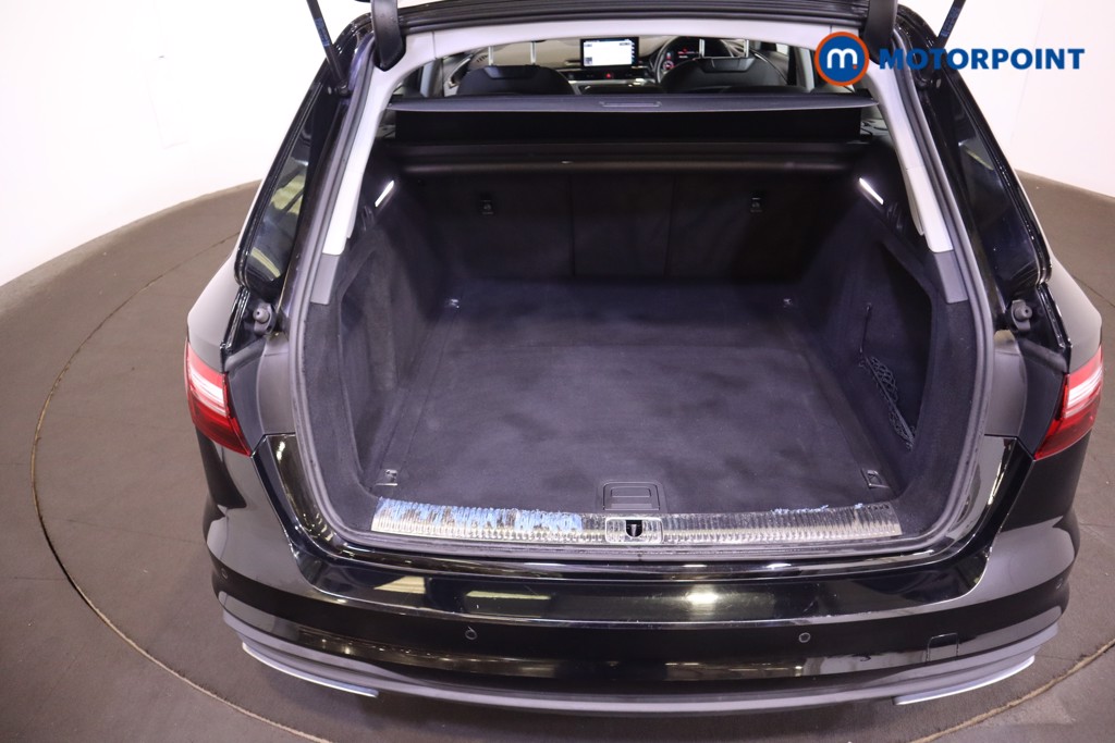 Audi A4 Technik Automatic Diesel Estate - Stock Number (1559005) - 8th supplementary image
