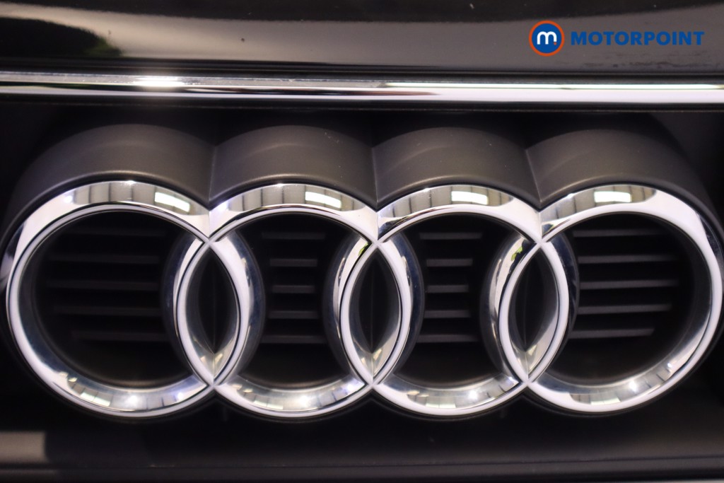 Audi A4 Technik Automatic Diesel Estate - Stock Number (1559005) - 35th supplementary image
