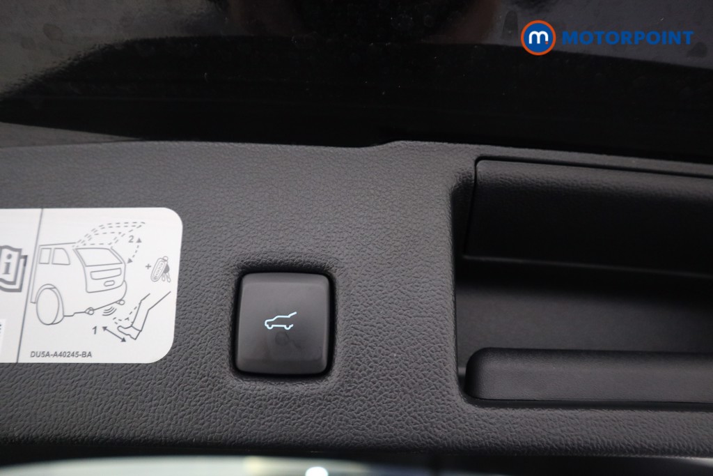 Ford Kuga St-Line Edition Manual Diesel-Electric Hybrid SUV - Stock Number (1559677) - 17th supplementary image
