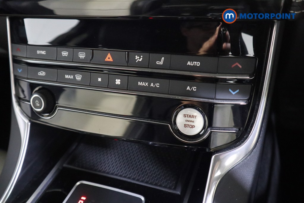 Jaguar XE R-Sport Automatic Diesel Saloon - Stock Number (1559969) - 8th supplementary image