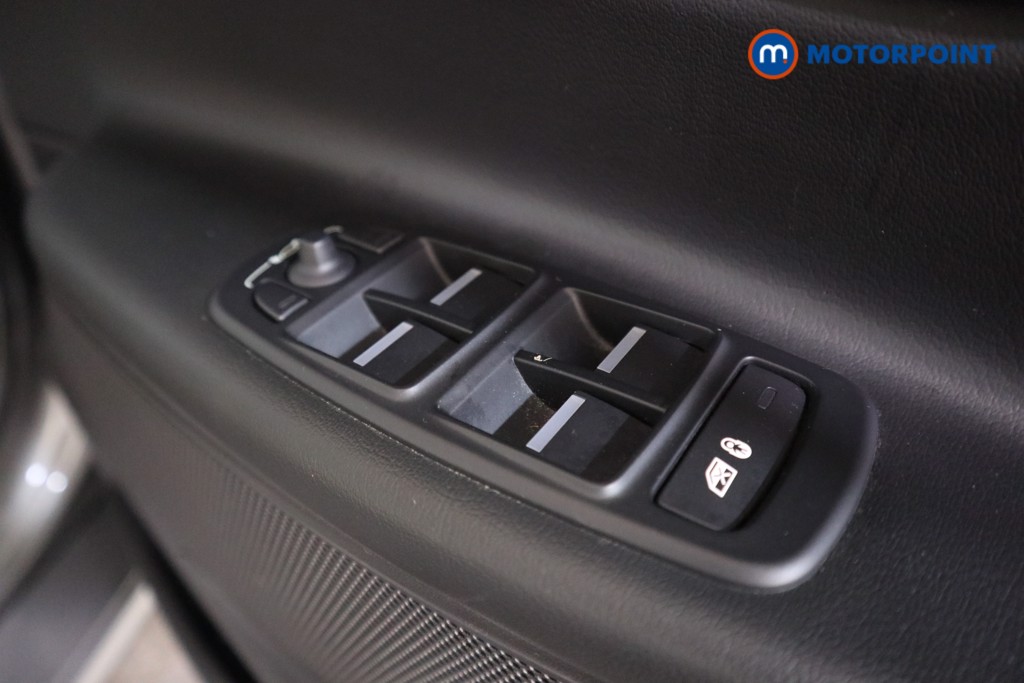 Jaguar XE R-Sport Automatic Diesel Saloon - Stock Number (1559969) - 10th supplementary image