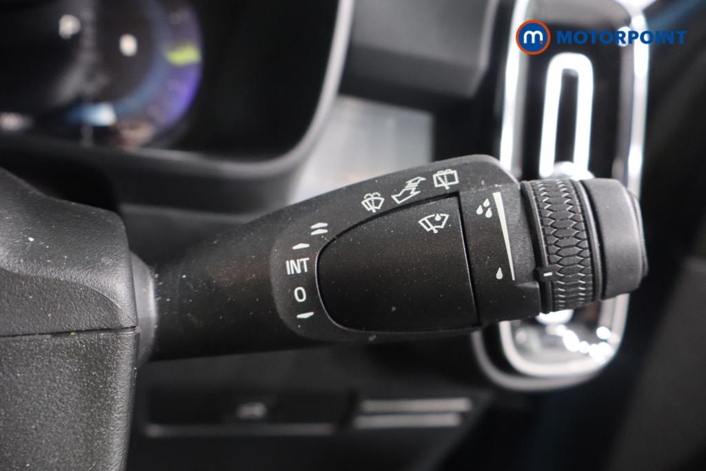 Volvo Xc40 Core Automatic Petrol SUV - Stock Number (1560056) - 9th supplementary image