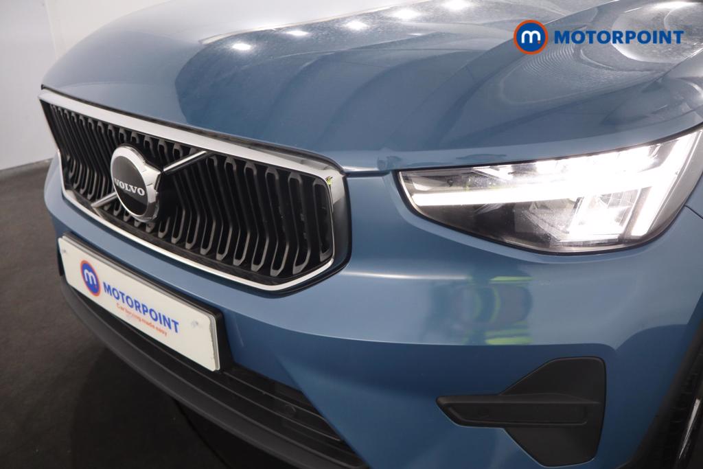 Volvo Xc40 Core Automatic Petrol SUV - Stock Number (1560056) - 13th supplementary image