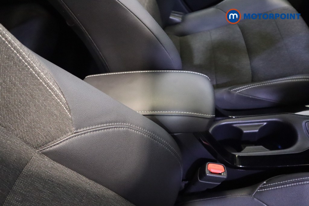 Toyota Corolla Design Automatic Petrol-Electric Hybrid Estate - Stock Number (1560365) - 26th supplementary image