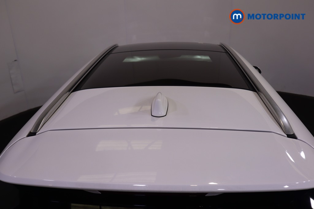 Toyota Corolla Design Automatic Petrol-Electric Hybrid Estate - Stock Number (1560365) - 31st supplementary image