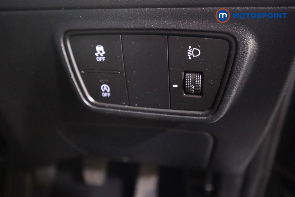 Hyundai Tucson Se Connect Manual Petrol SUV - Stock Number (1561197) - 9th supplementary image