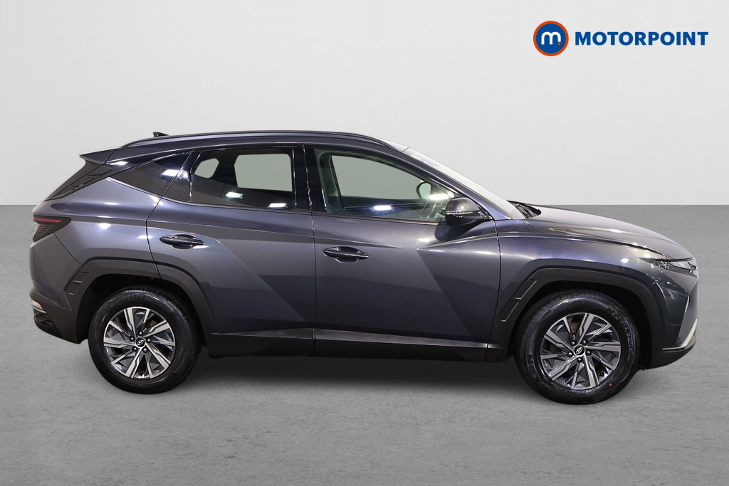 Hyundai Tucson Se Connect Manual Petrol SUV - Stock Number (1561197) - Drivers side