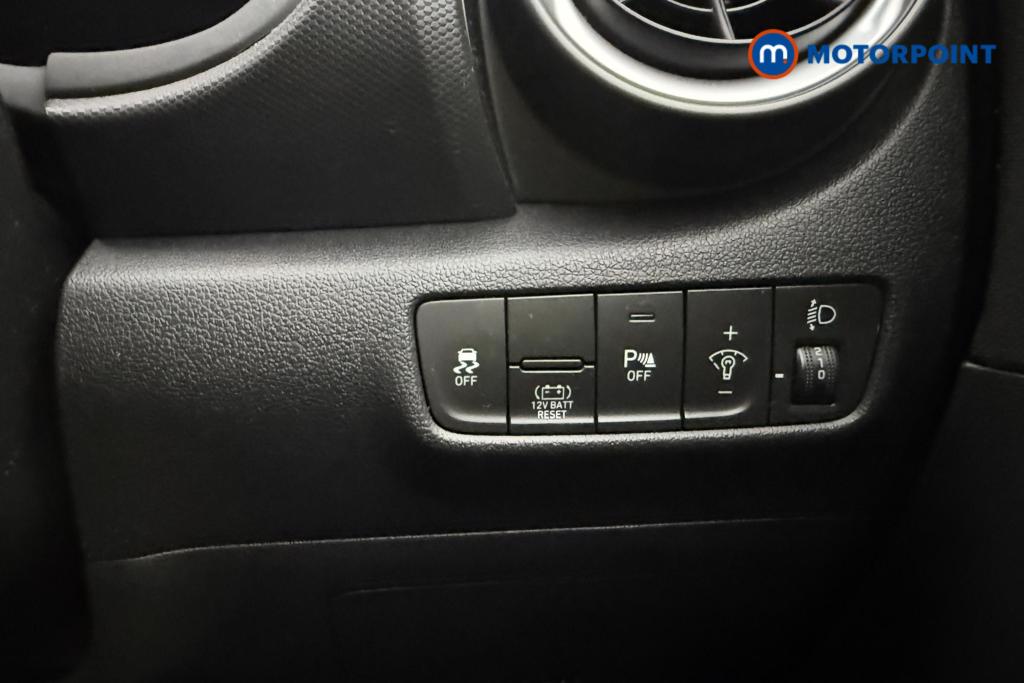 Hyundai Kona Se Connect Automatic Petrol-Electric Hybrid SUV - Stock Number (1561200) - 16th supplementary image