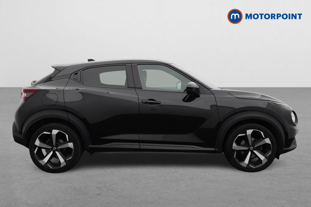 Nissan Juke Tekna Automatic Petrol SUV - Stock Number (1561207) - Drivers side