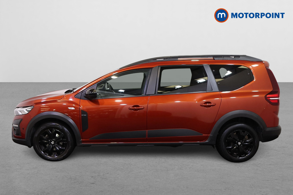 Dacia Jogger Extreme Se Manual Petrol People Carrier - Stock Number (1561411) - Passenger side