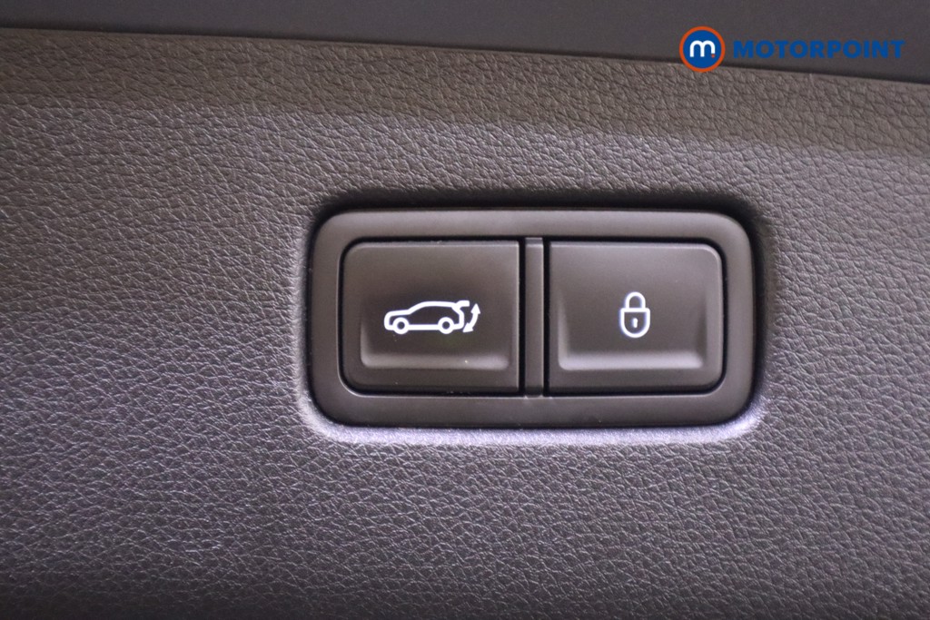 Genesis Gv70 Sport Line Automatic Petrol SUV - Stock Number (1561427) - 33rd supplementary image