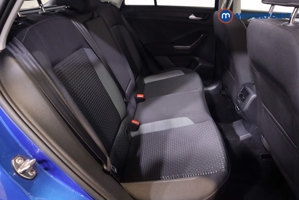 Volkswagen T-Roc Active Manual Petrol SUV - Stock Number (1561752) - 7th supplementary image