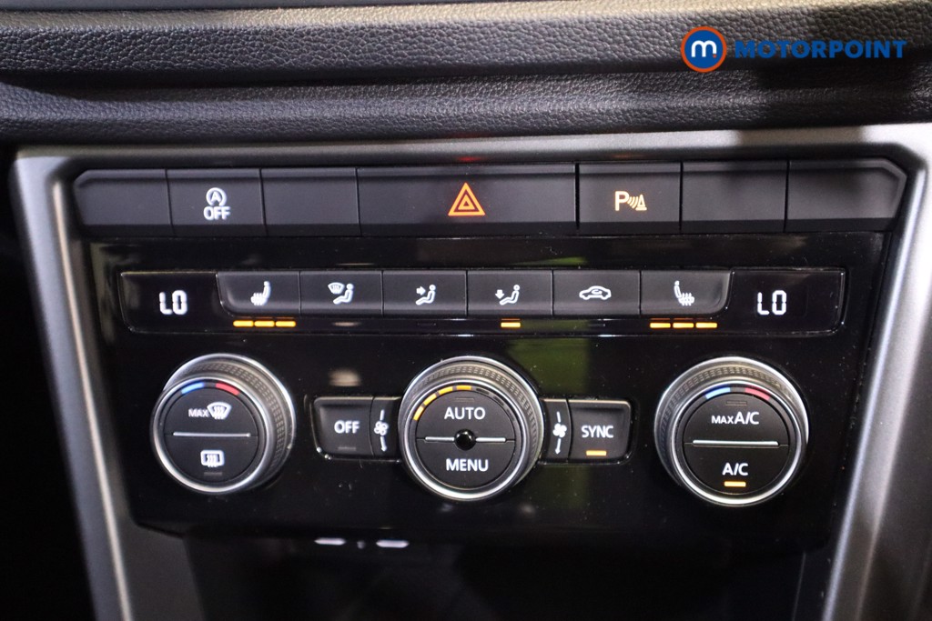 Volkswagen T-Roc Active Manual Petrol SUV - Stock Number (1561752) - 19th supplementary image