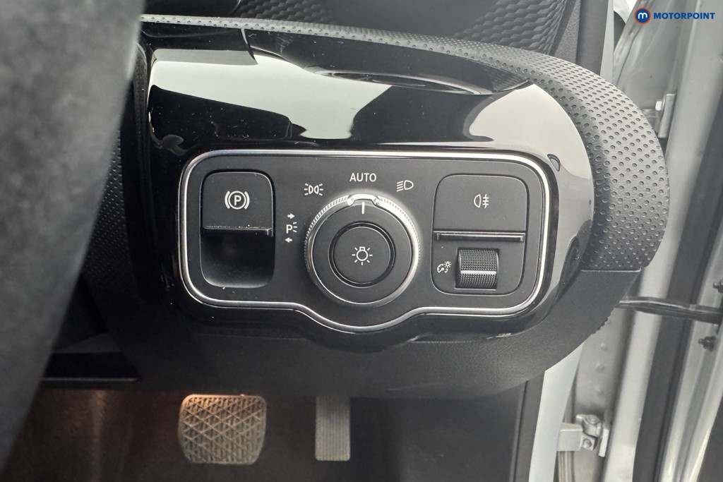 Mercedes-Benz A Class Sport Automatic Diesel Hatchback - Stock Number (1561777) - 15th supplementary image