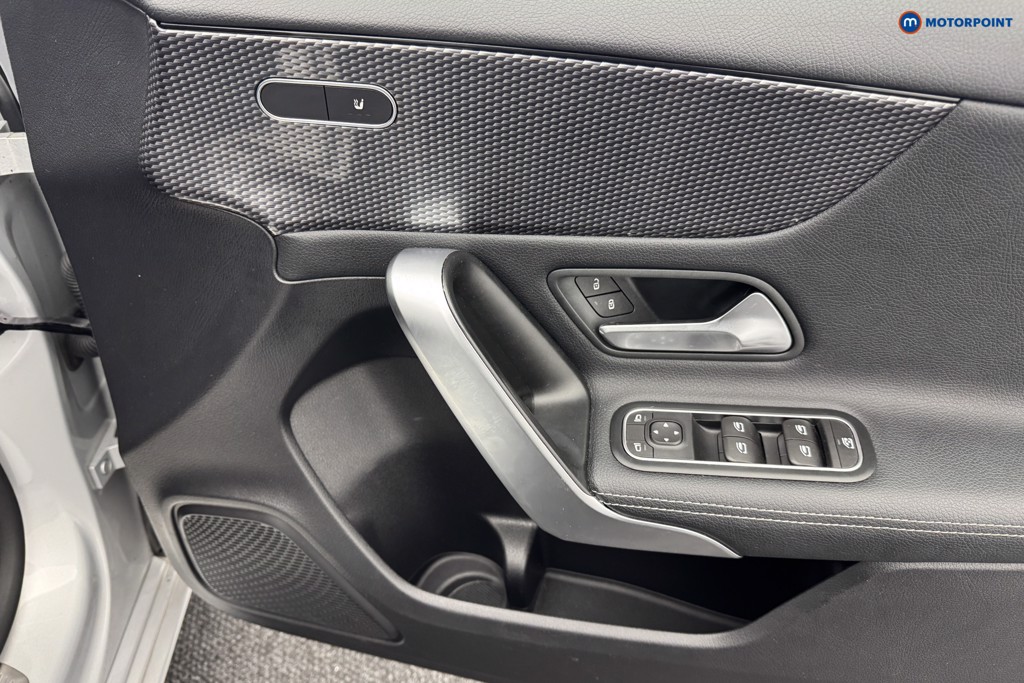 Mercedes-Benz A Class Sport Automatic Diesel Hatchback - Stock Number (1561777) - 16th supplementary image
