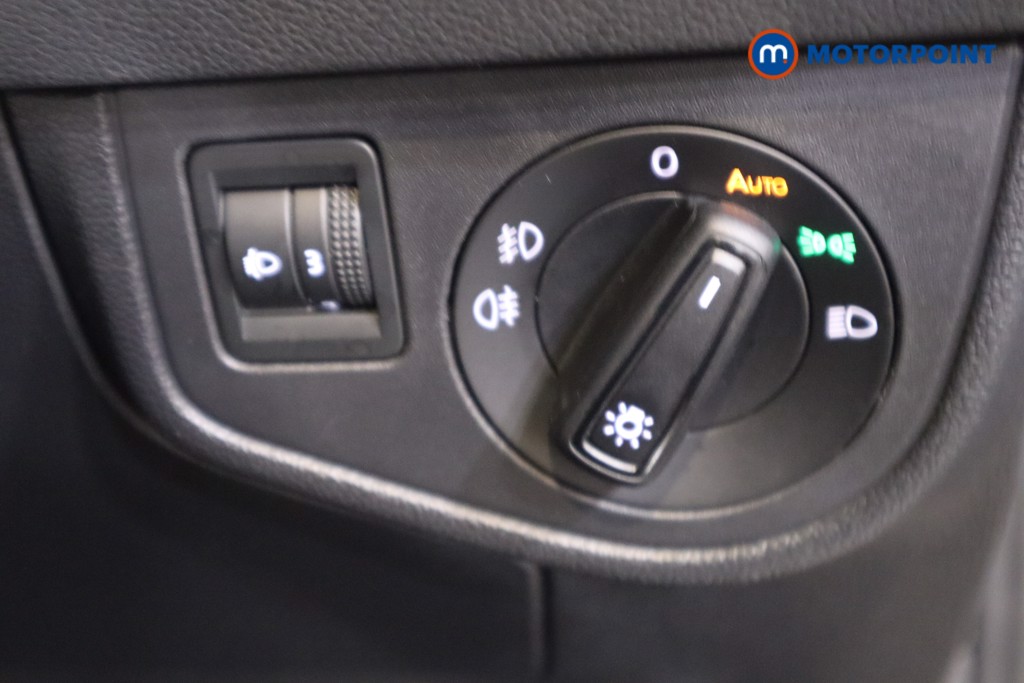 Volkswagen Polo R-Line Manual Petrol Hatchback - Stock Number (1561846) - 14th supplementary image