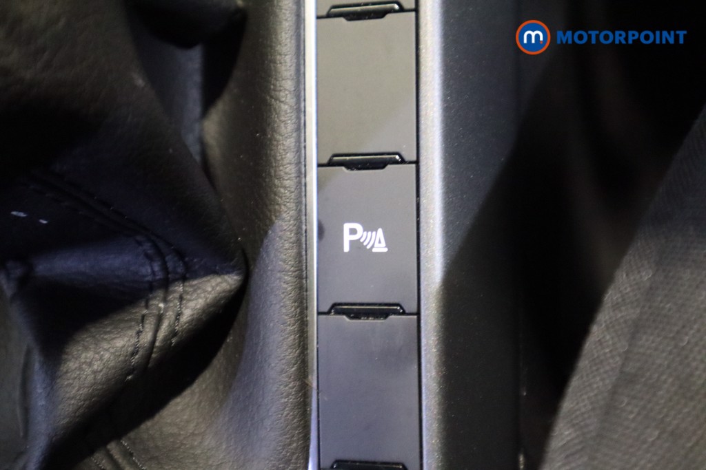 Volkswagen Polo R-Line Manual Petrol Hatchback - Stock Number (1561846) - 22nd supplementary image