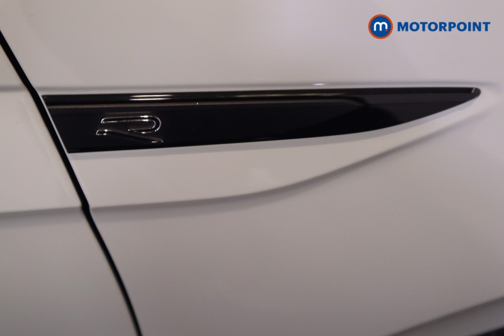 Volkswagen Polo R-Line Manual Petrol Hatchback - Stock Number (1561846) - 31st supplementary image