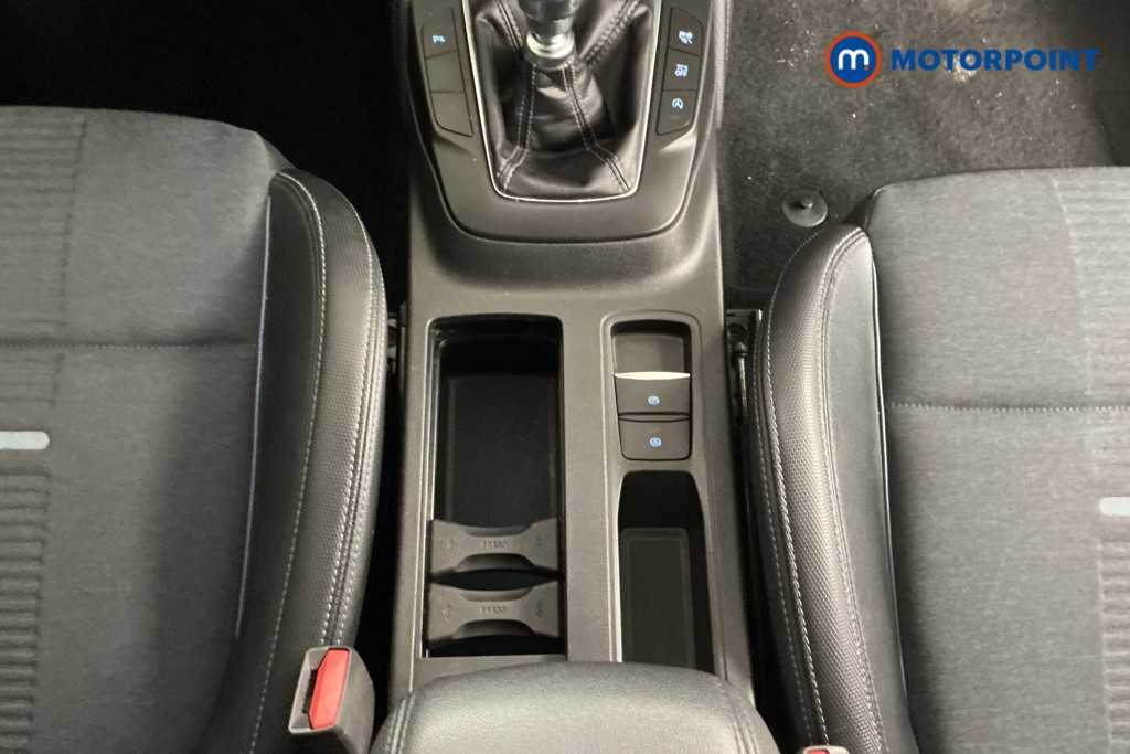 Ford Focus Active X Manual Petrol Estate - Stock Number (1561861) - 6th supplementary image