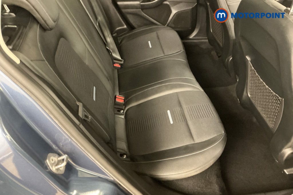 Ford Focus Active X Manual Petrol Estate - Stock Number (1561861) - Passenger side