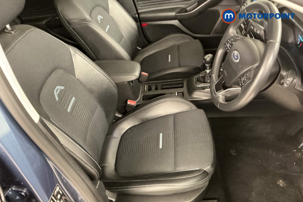 Ford Focus Active X Manual Petrol Estate - Stock Number (1561861) - 1st supplementary image