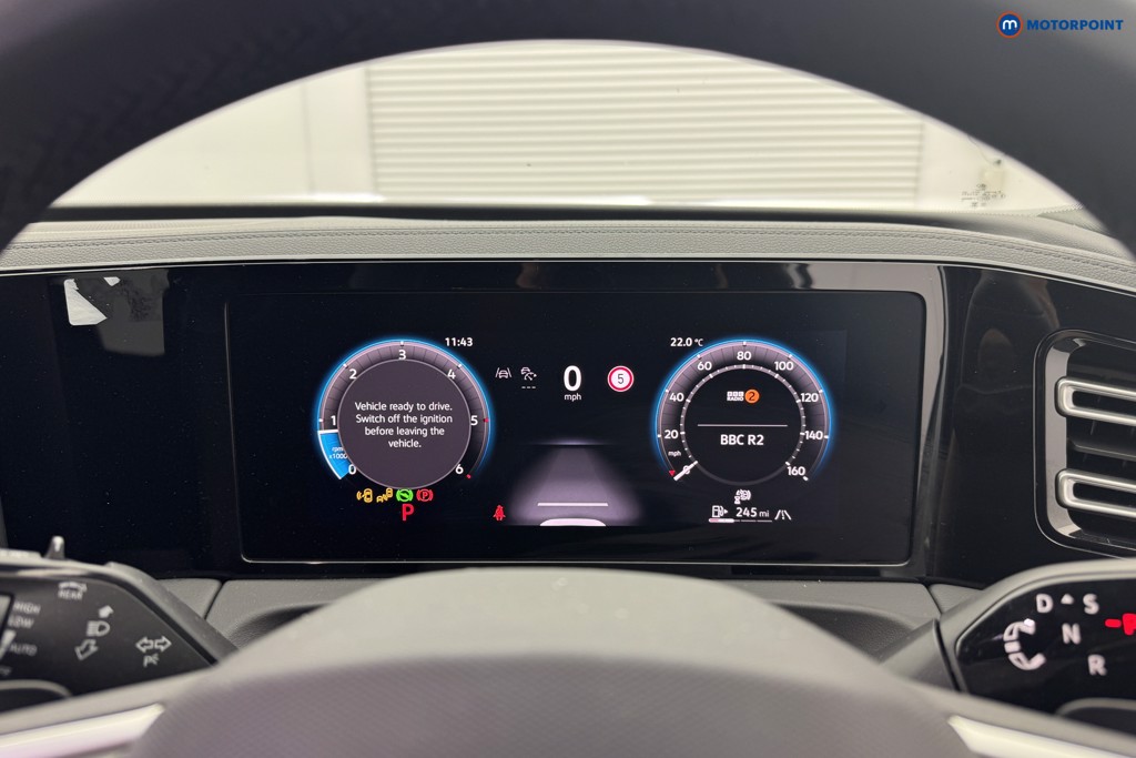 Volkswagen Tiguan R-Line Automatic Diesel SUV - Stock Number (1561931) - 4th supplementary image