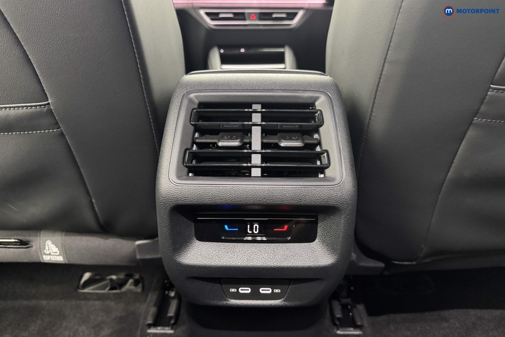 Volkswagen Tiguan R-Line Automatic Diesel SUV - Stock Number (1561931) - 17th supplementary image
