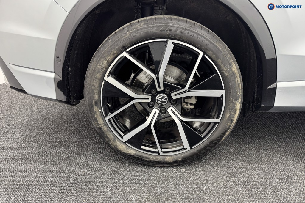 Volkswagen Tiguan R-Line Automatic Diesel SUV - Stock Number (1561931) - 29th supplementary image