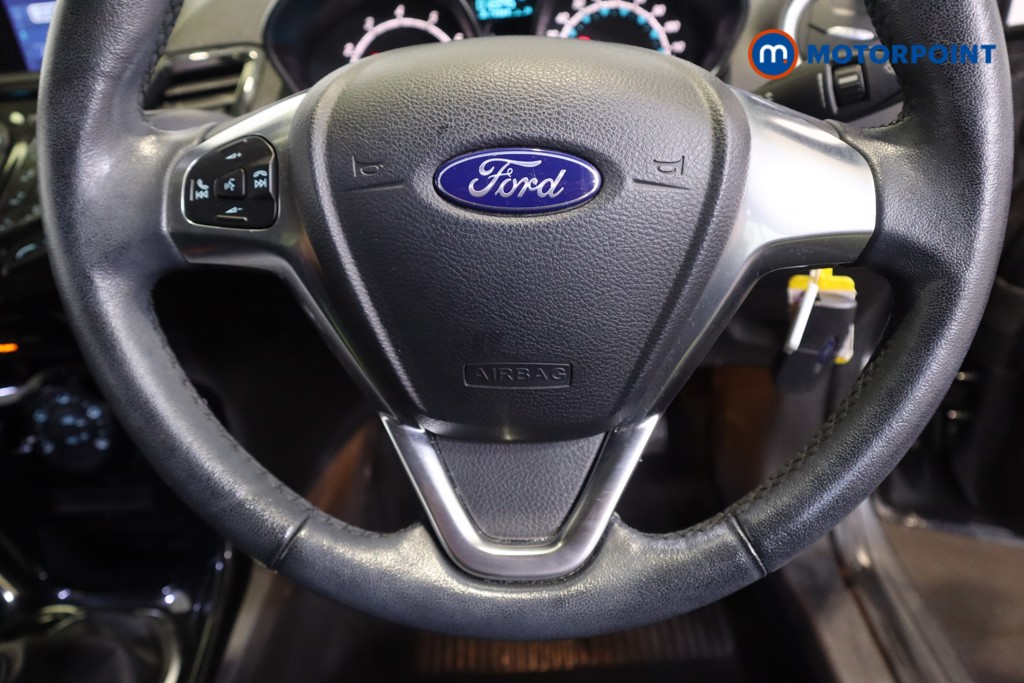 Ford Fiesta Zetec Manual Petrol Hatchback - Stock Number (1562151) - 5th supplementary image