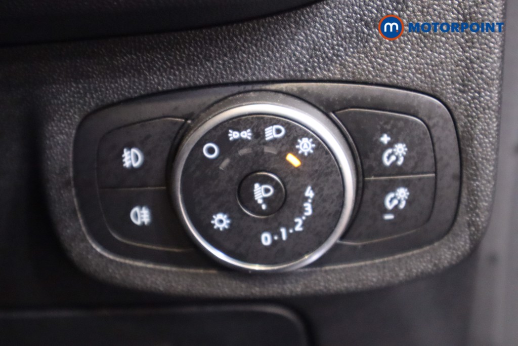 Ford Fiesta Titanium Manual Petrol Hatchback - Stock Number (1562282) - 14th supplementary image