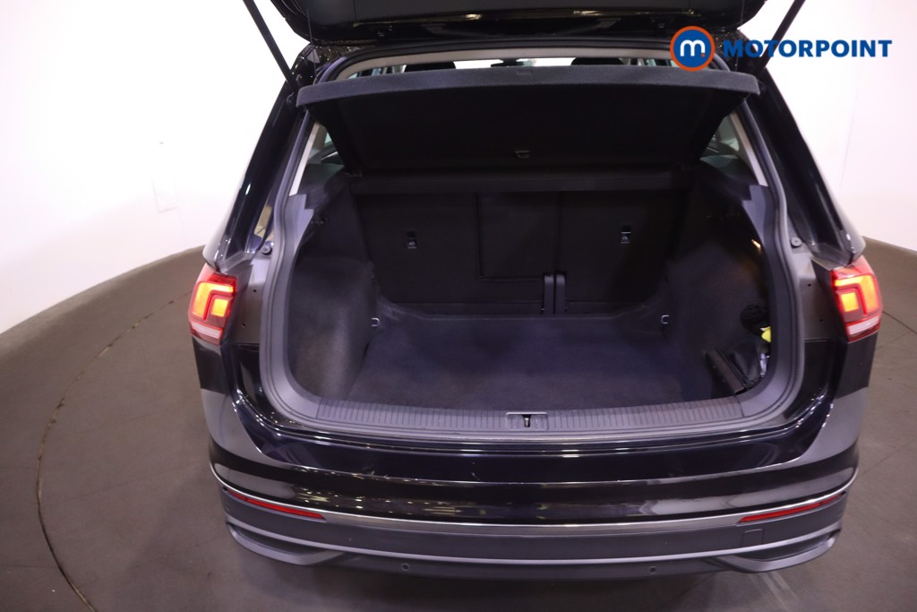Volkswagen Tiguan Life Manual Petrol SUV - Stock Number (1562680) - 8th supplementary image