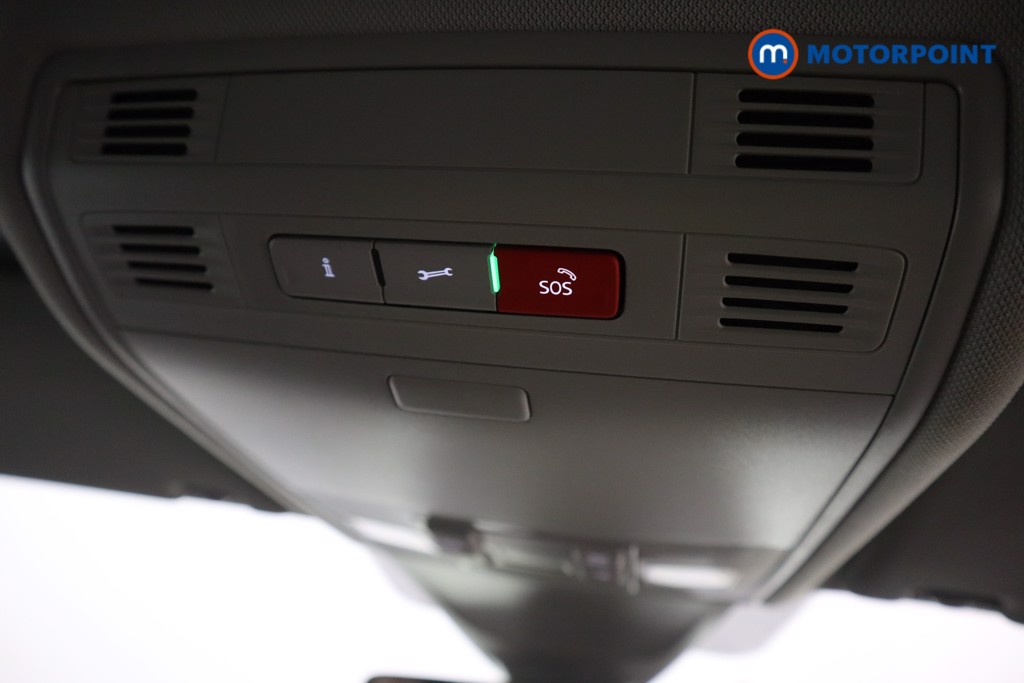 Volkswagen Tiguan Life Manual Petrol SUV - Stock Number (1562680) - 24th supplementary image